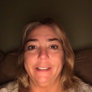 Meet your Posher, Marsha